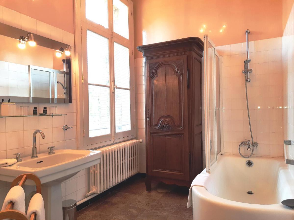 Bed and Breakfast Manoir Des Tuileries Du Buisson Верней-д'Авре-ет-д'Ітон Екстер'єр фото